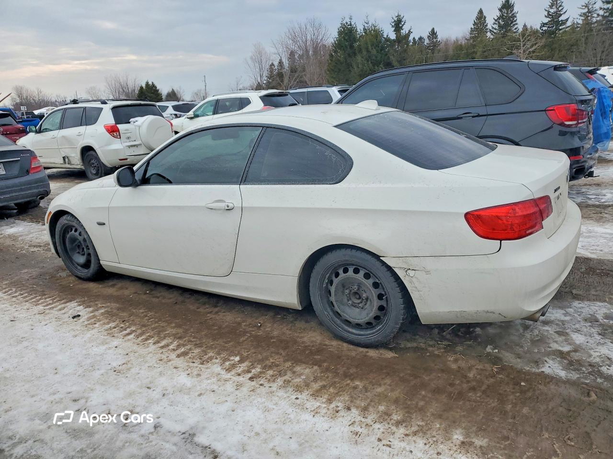 BMW Series 3 2011
