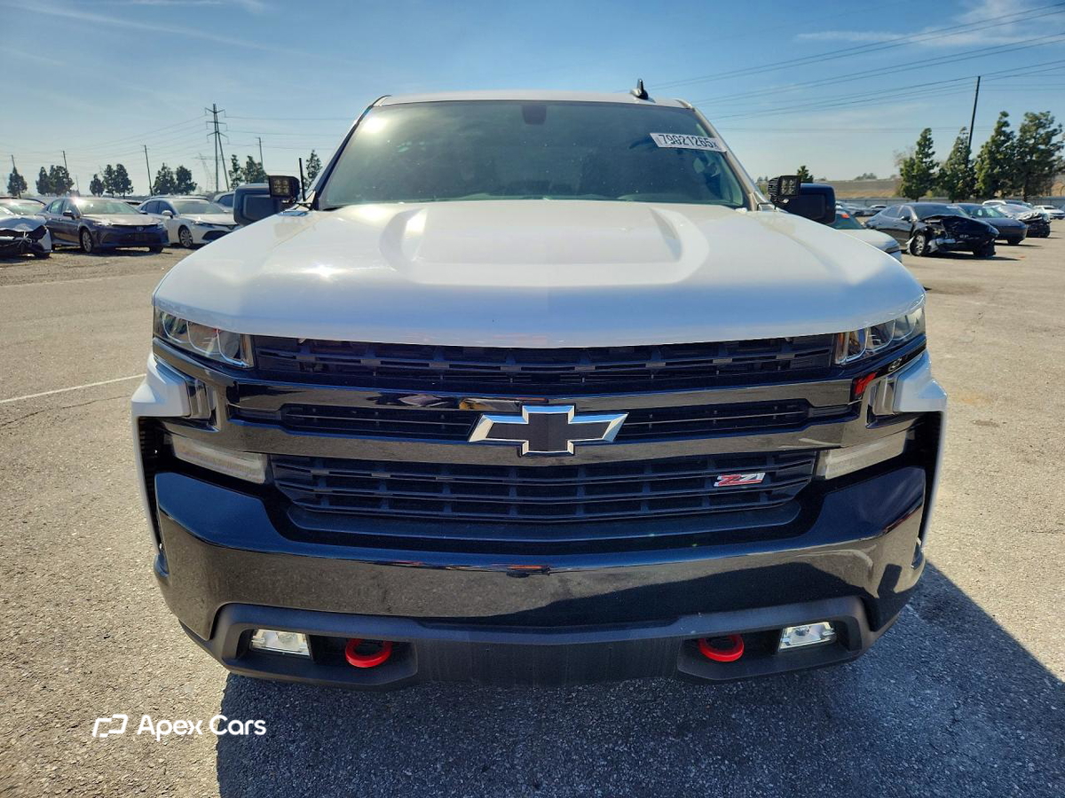 Chevrolet Silverado 2021