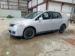 Nissan Versa 2011