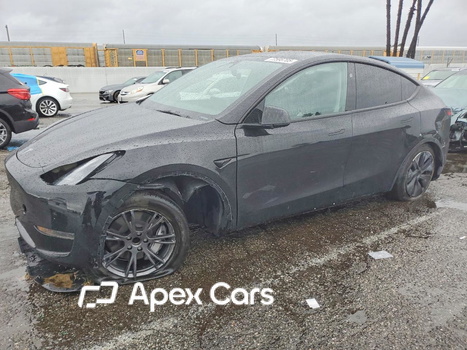 Tesla Model Y 2025 - Zdjęcie 1 z 14