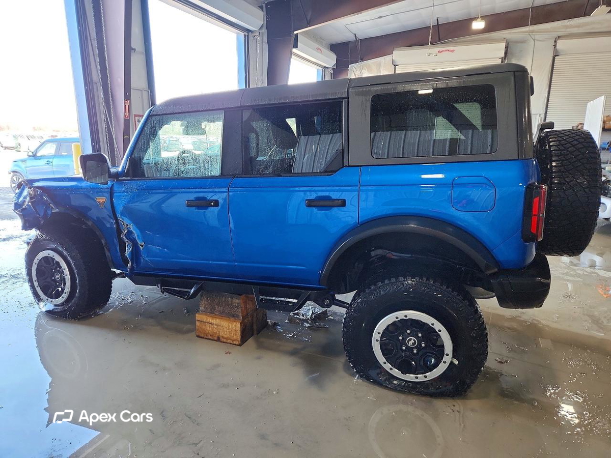 Ford Bronco 2024