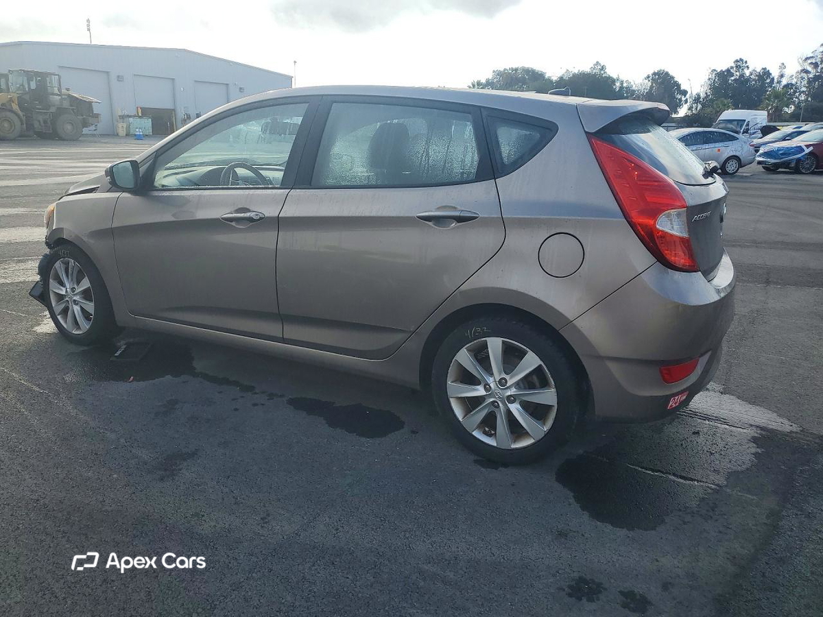 Hyundai Accent 2013