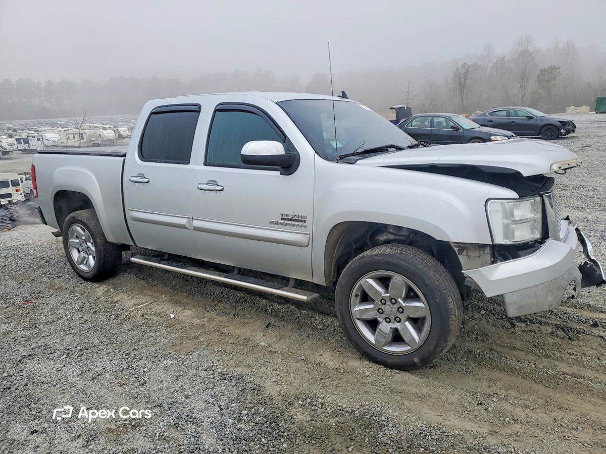 GMC Sierra 2013