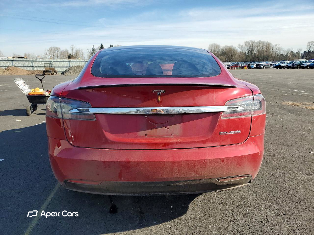 Tesla Model S 2019