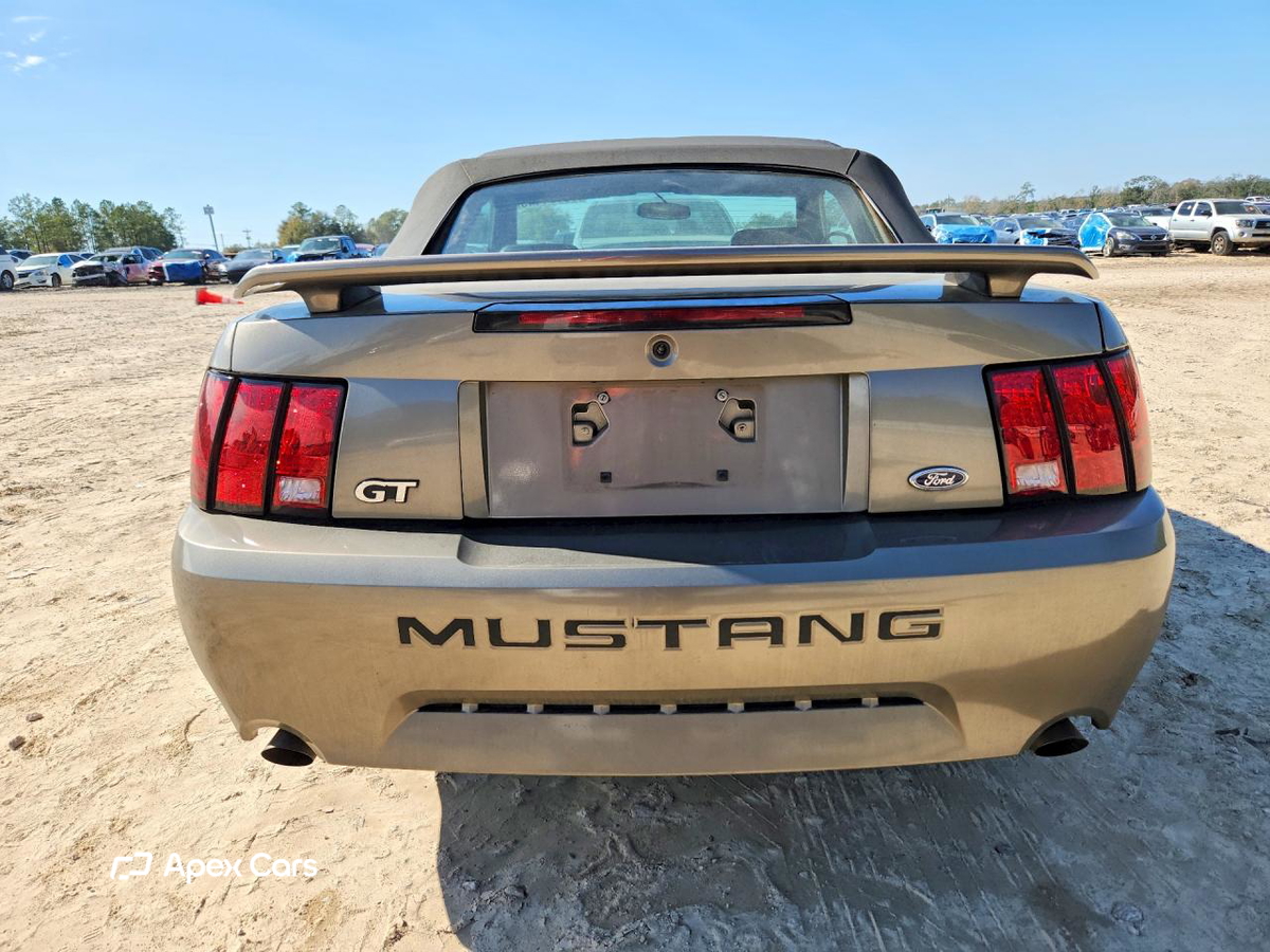 Ford Mustang 2001