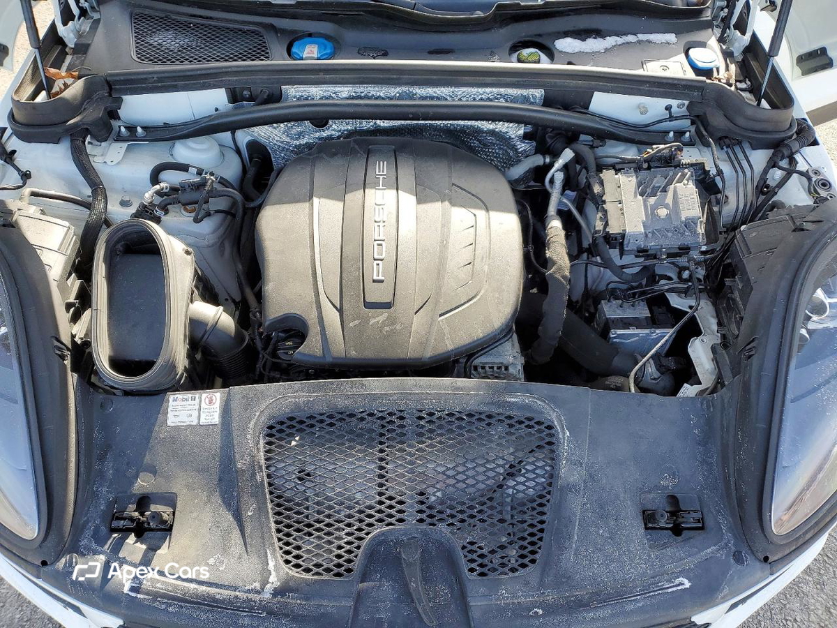 Porsche Macan 2021
