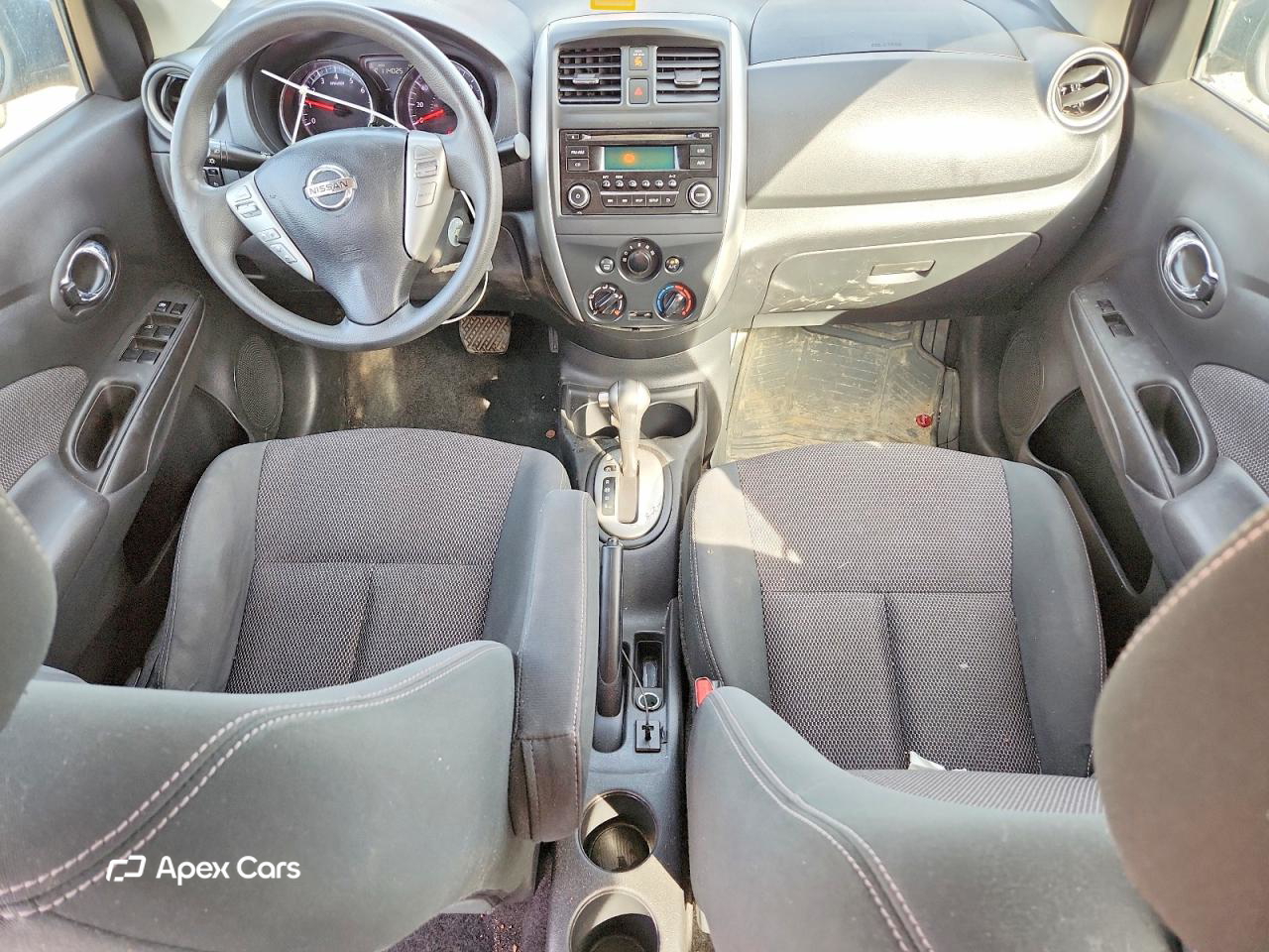 Nissan Versa 2016