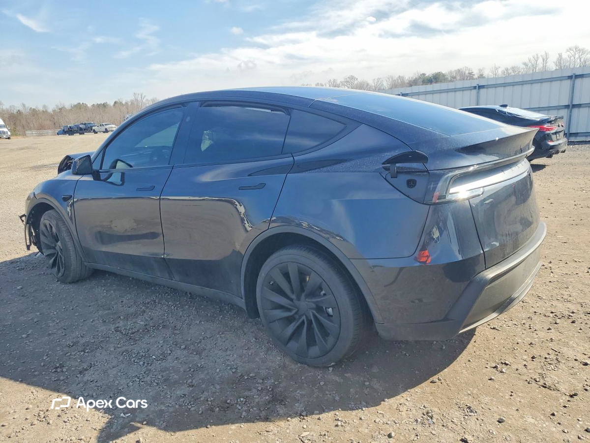 Tesla Model Y 2026