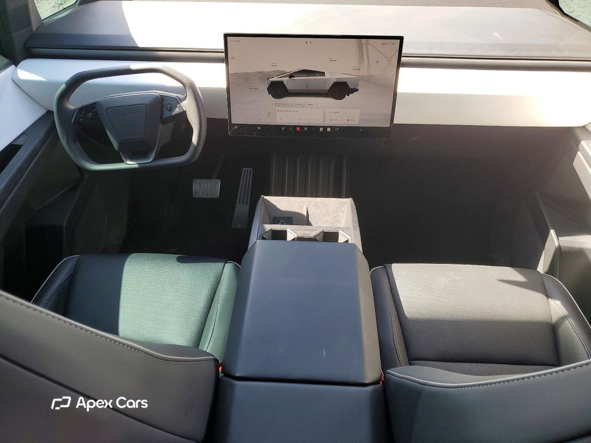 Tesla Cybertruck 2025