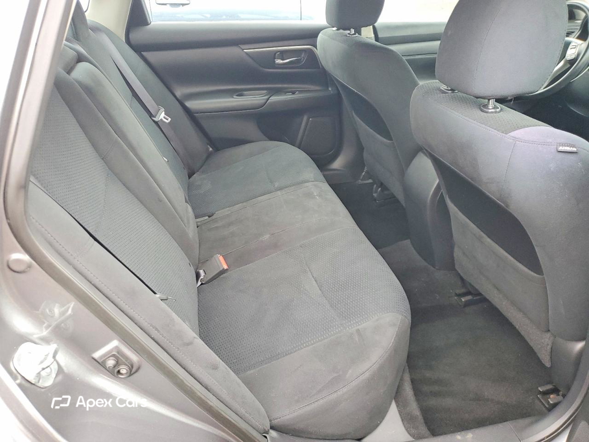 Nissan Altima 2015