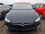 Tesla Model X 2018