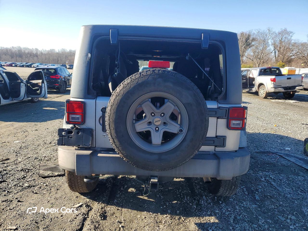 Jeep Wrangler 2013