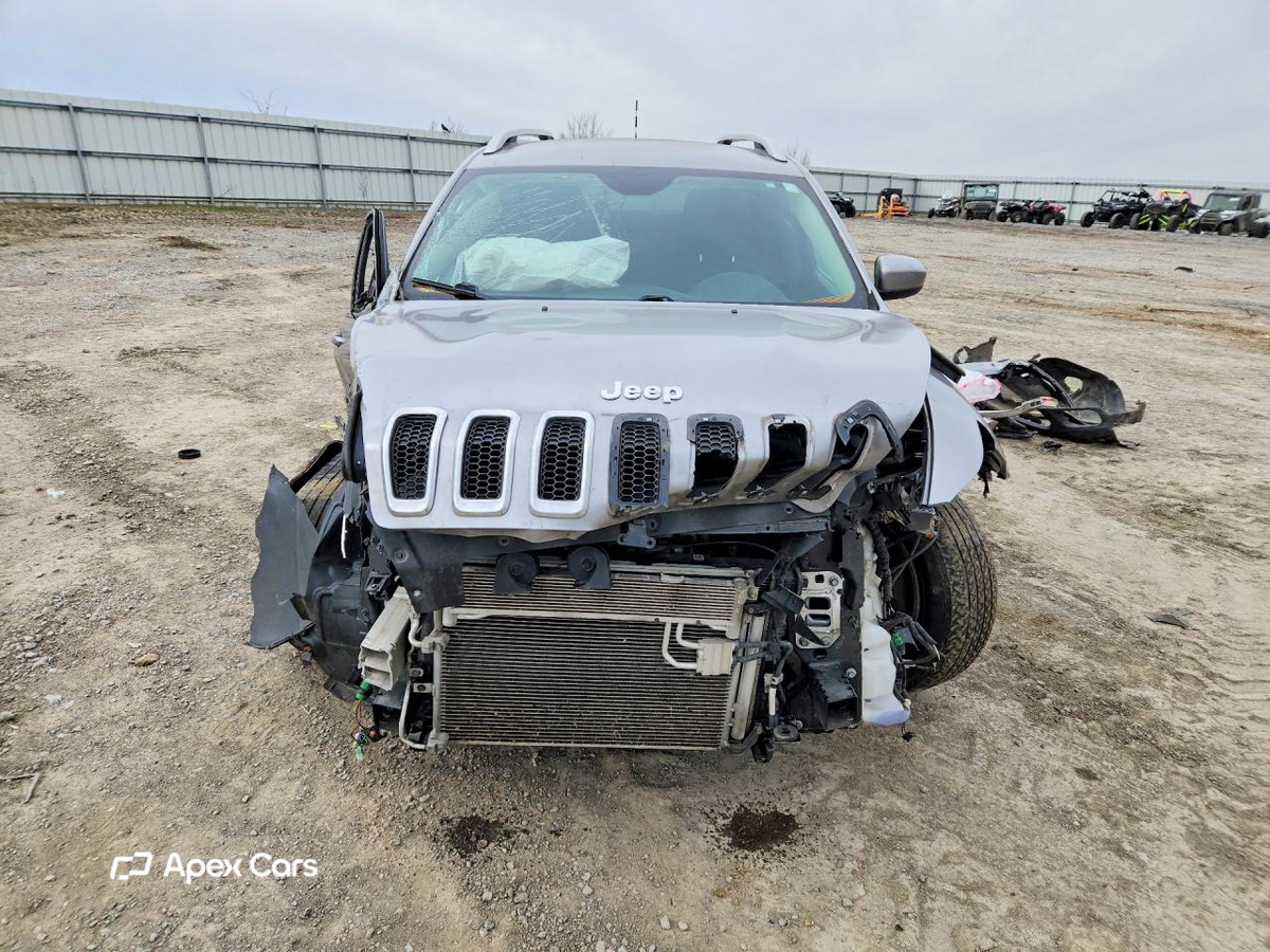 Jeep Grand Cherokee 2016