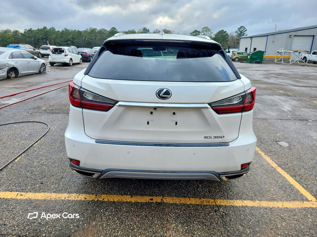Lexus RX 2021