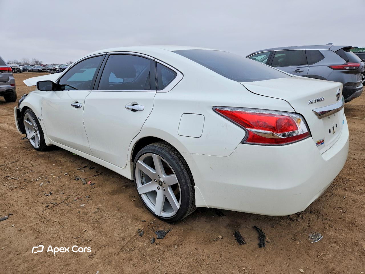Nissan Altima 2014