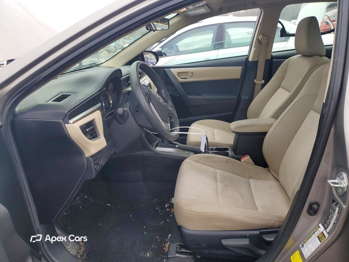 Toyota Corolla 2015