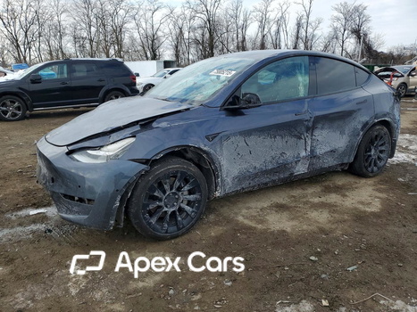 Tesla Model Y 2022 - Image 1 of 12