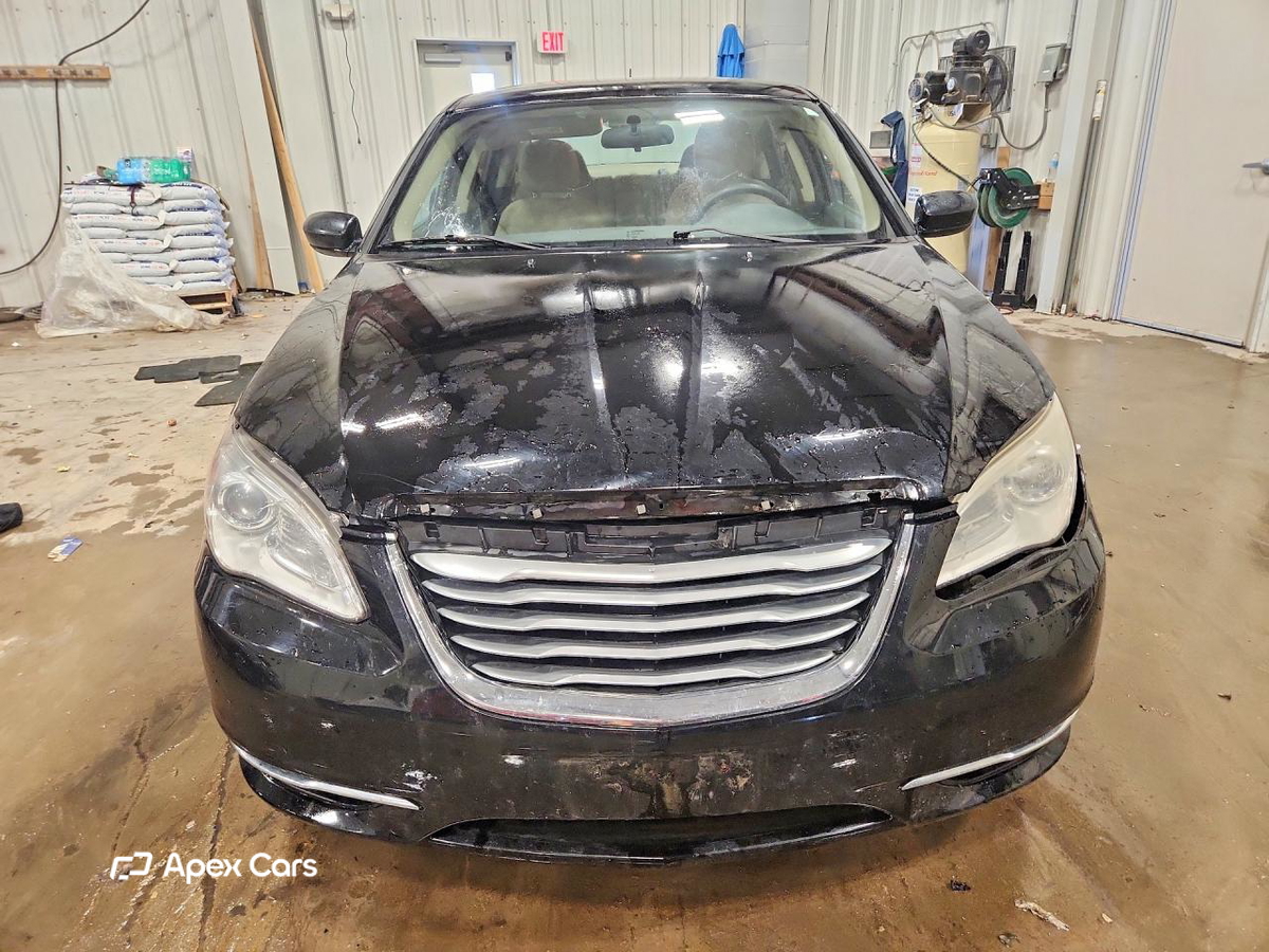 Chrysler 200 2012