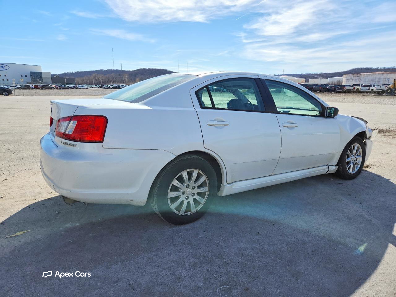 Mitsubishi Galant 2010