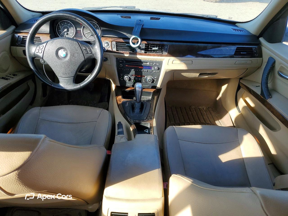 BMW Series 3 2010