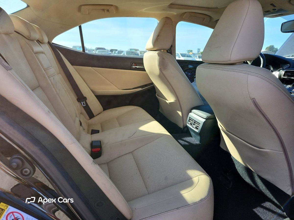 Lexus IS 2014