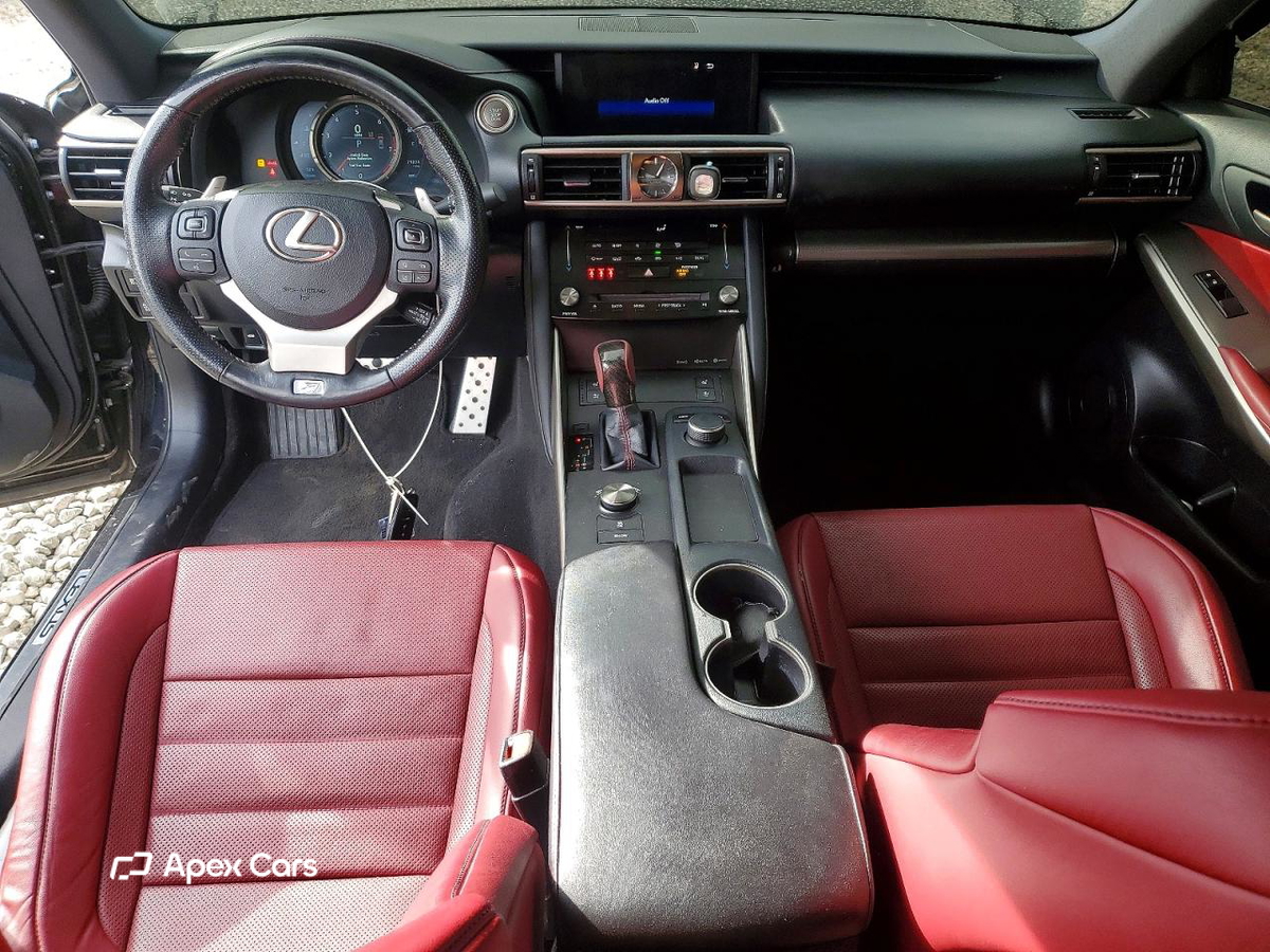 Lexus IS 2017