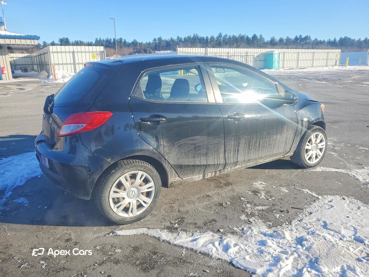 Mazda 2 2012