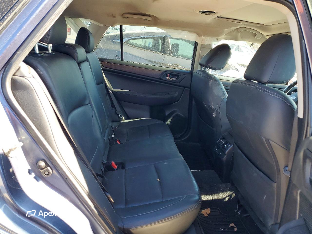 Subaru Outback 2016