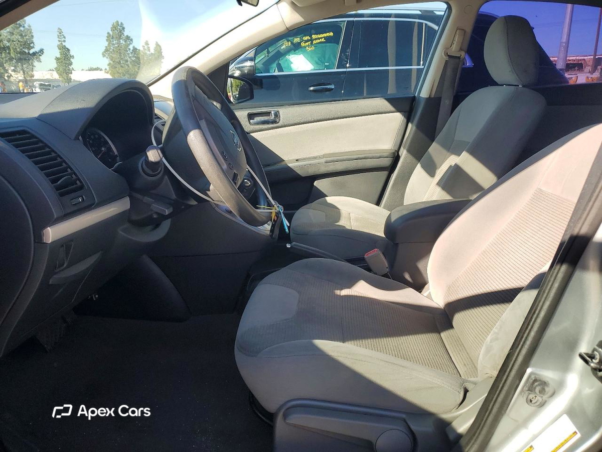 Nissan Sentra 2010