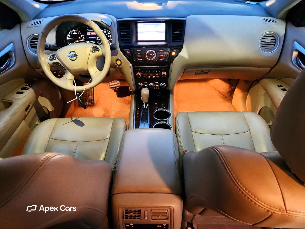Nissan Pathfinder 2015