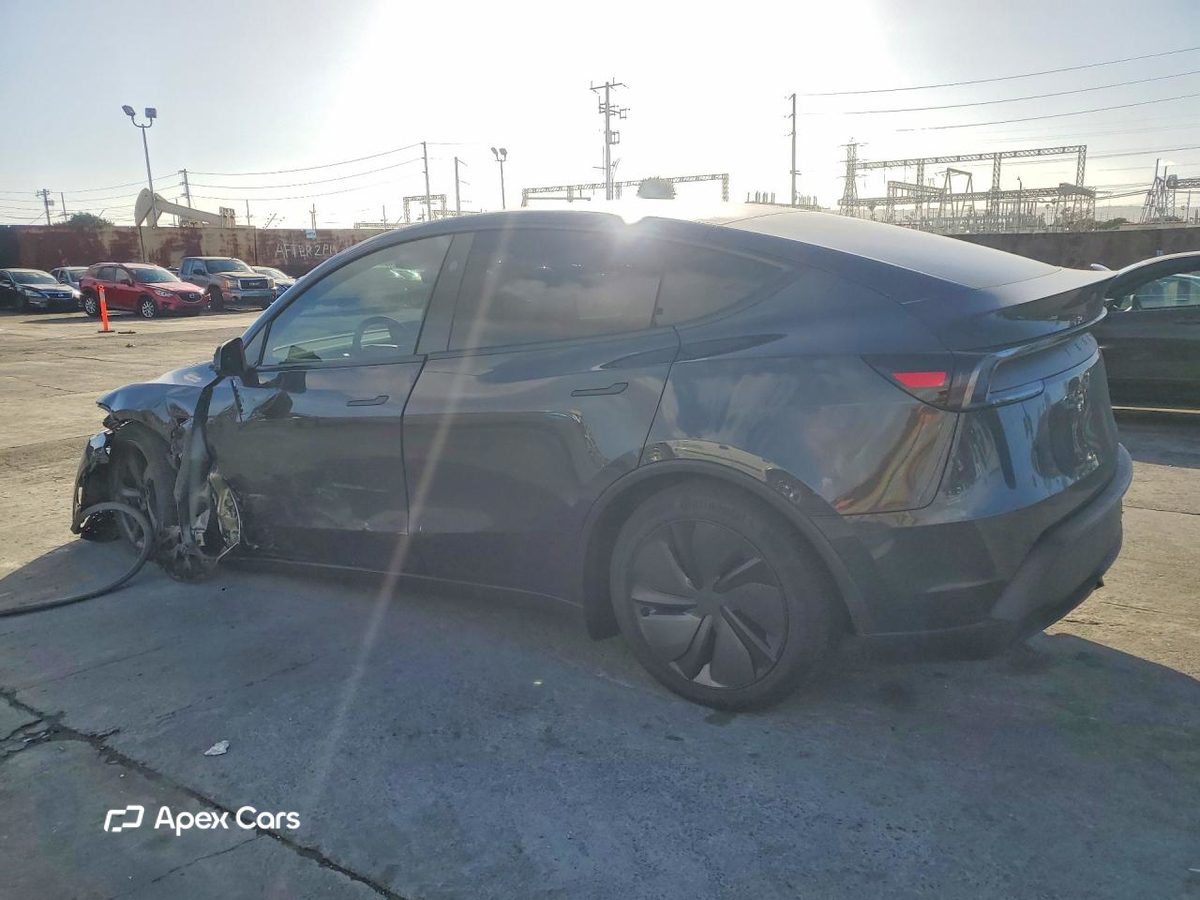 Tesla Model Y 2026