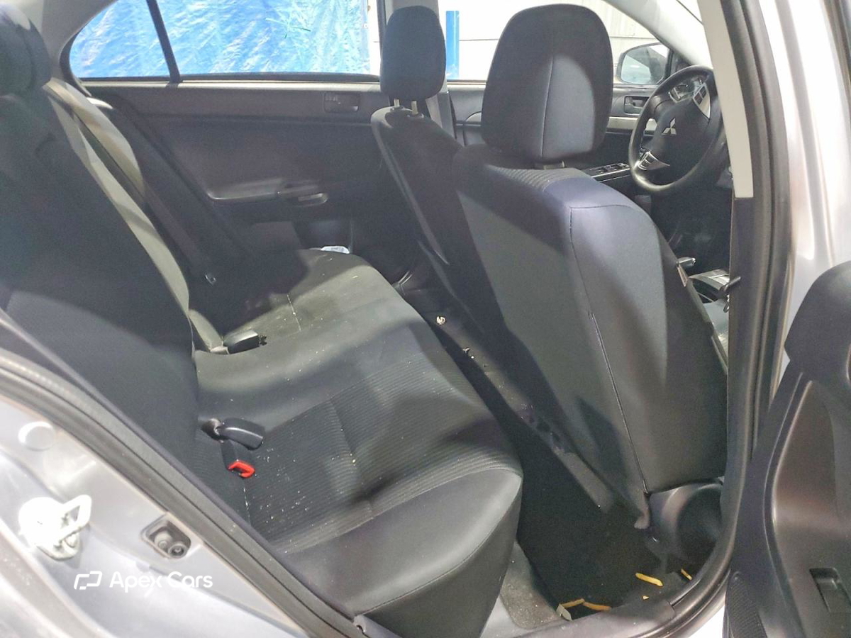 Mitsubishi Lancer 2015