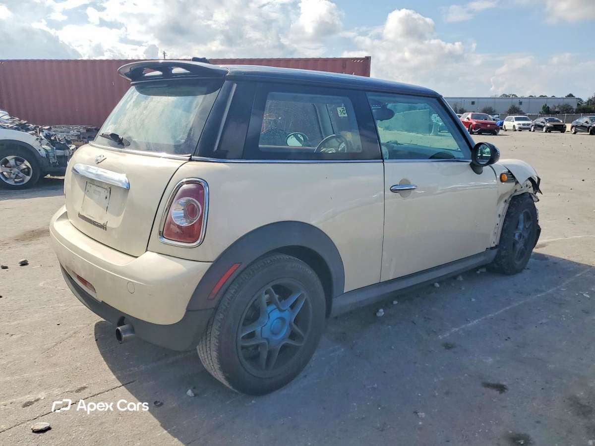 MINI Cooper 2013