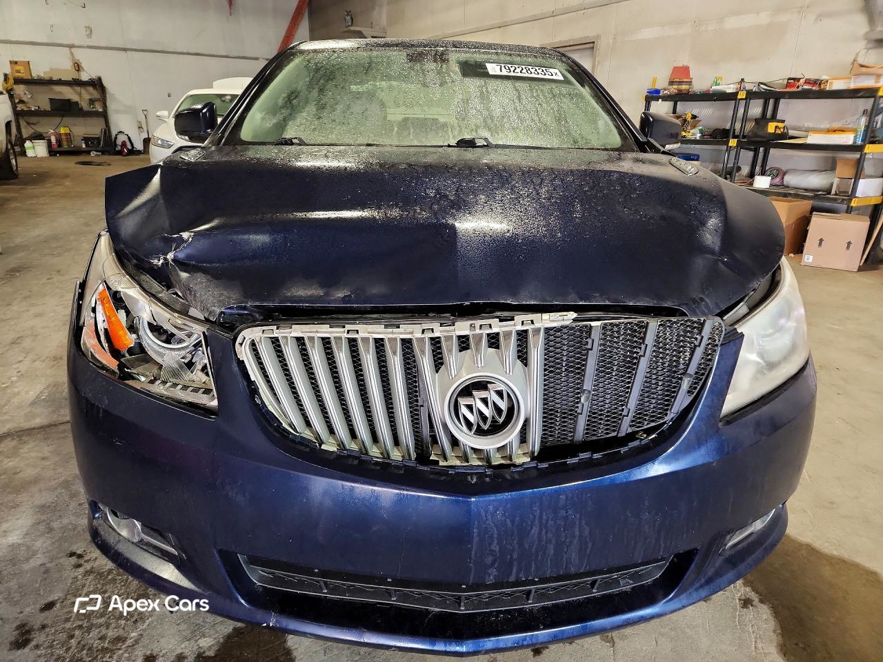 Buick LaCrosse 2011