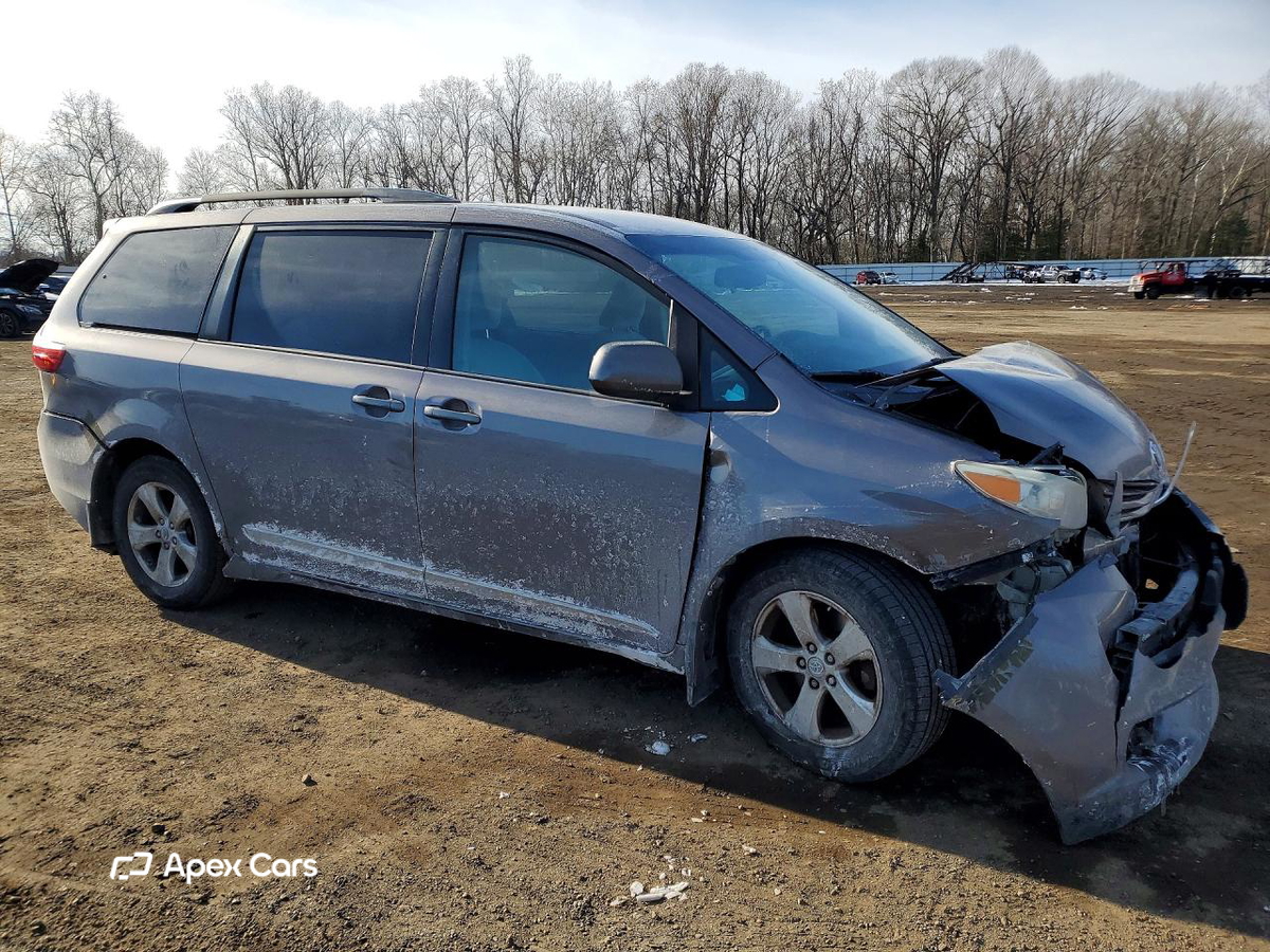 Toyota Sienna 2015