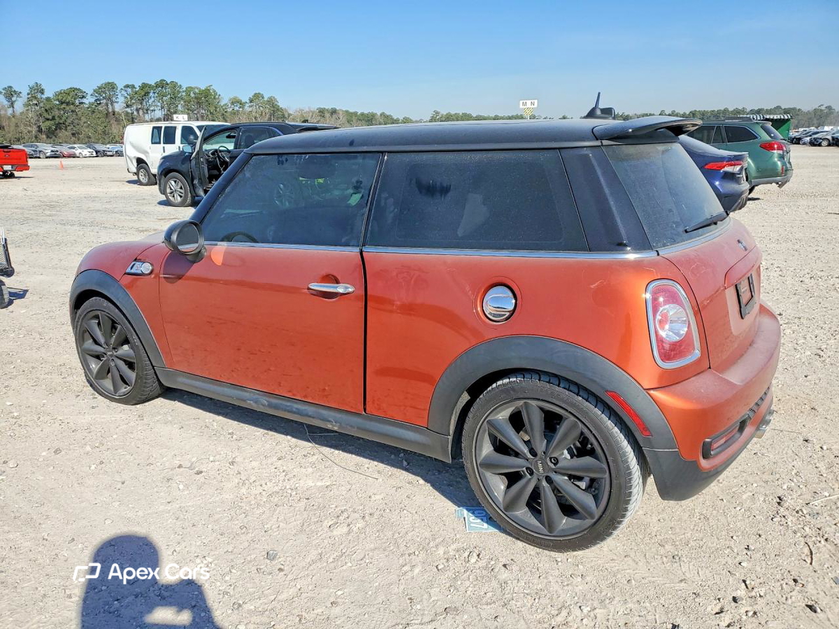 MINI Cooper 2011
