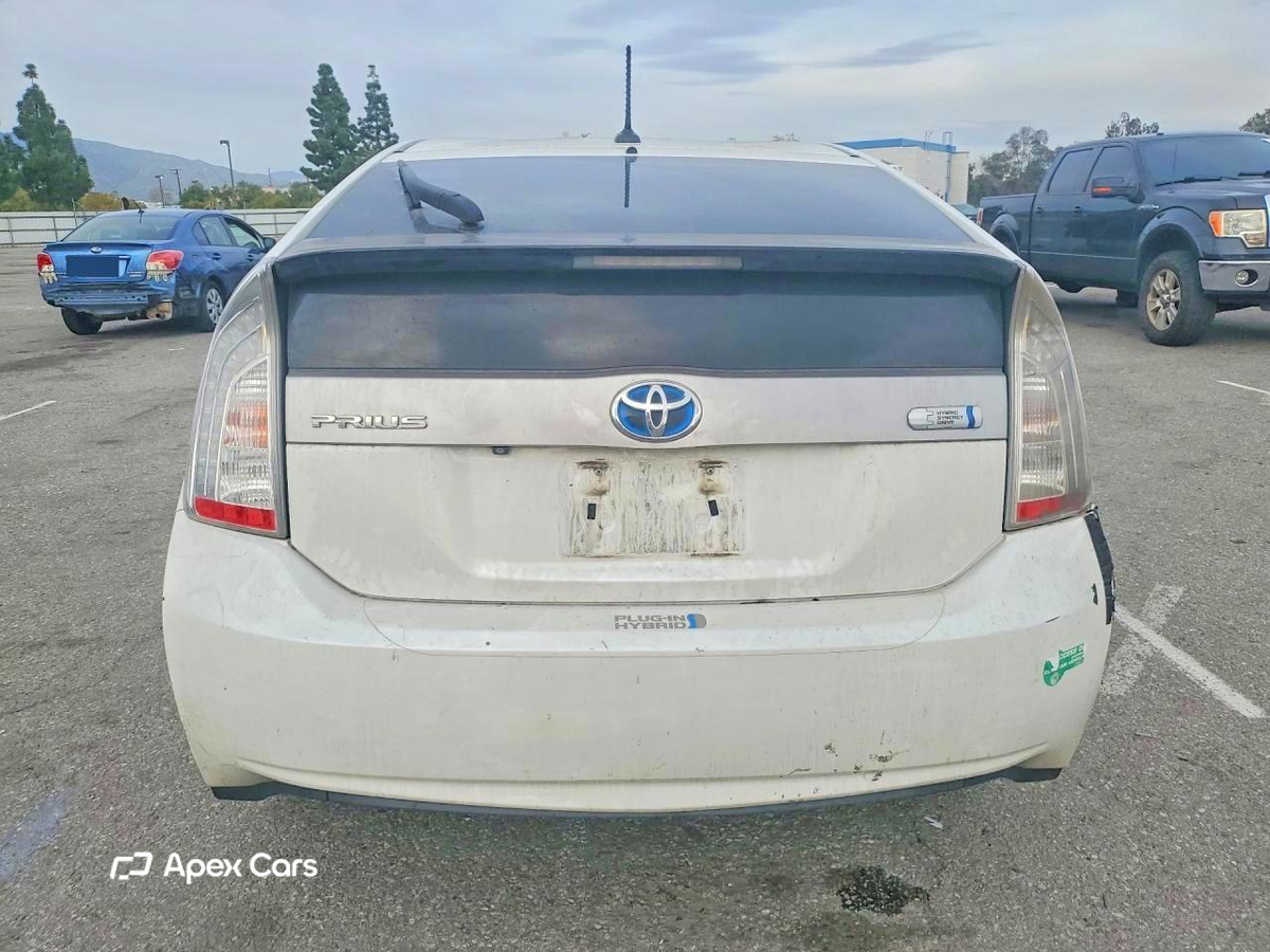 Toyota Prius 2015