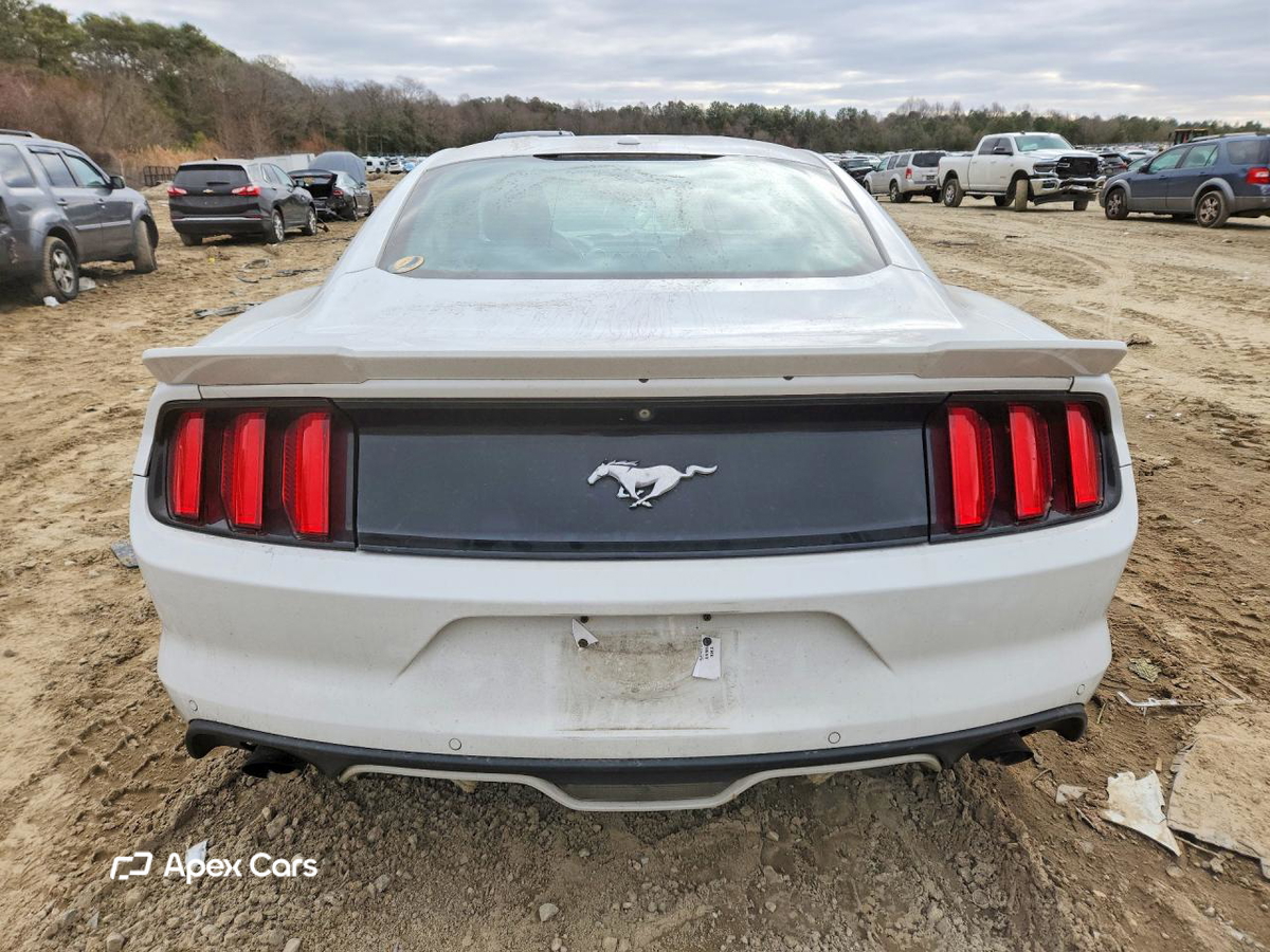 Ford Mustang 2015