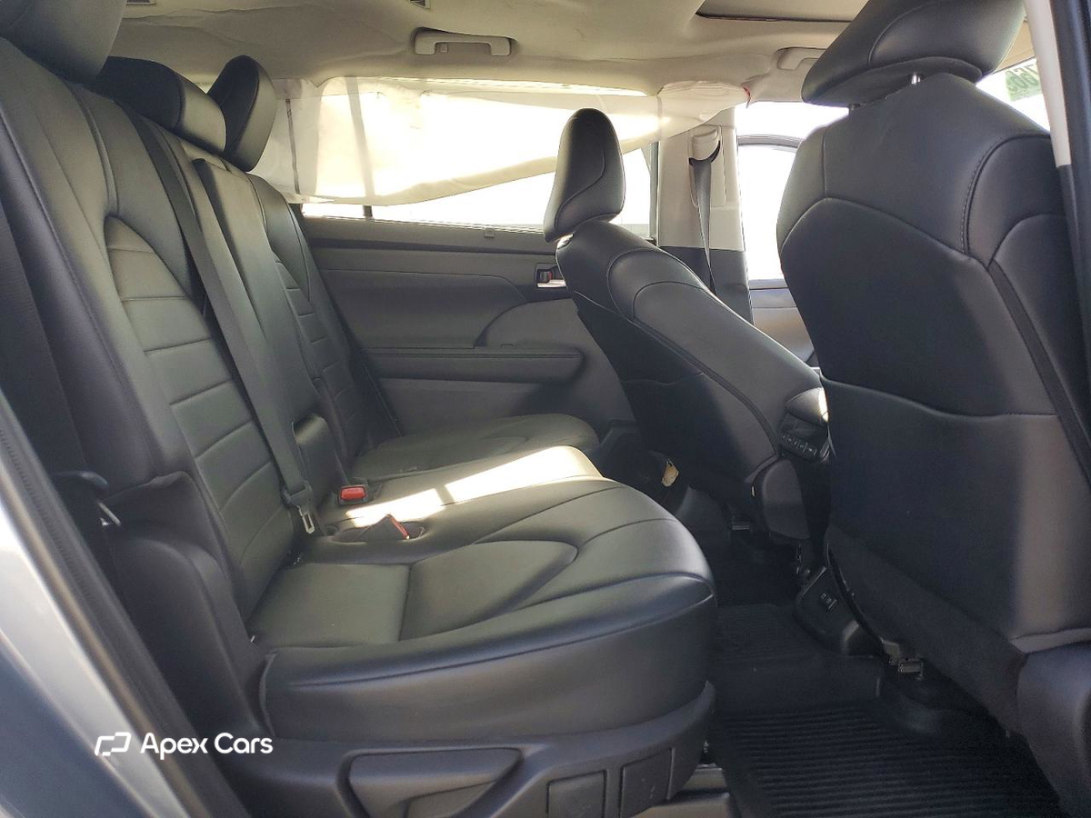 Toyota Highlander 2020