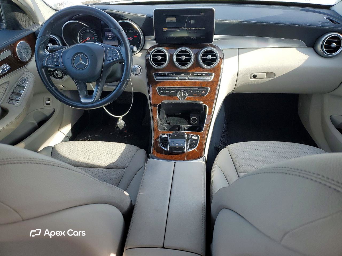 Mercedes-Benz  2015