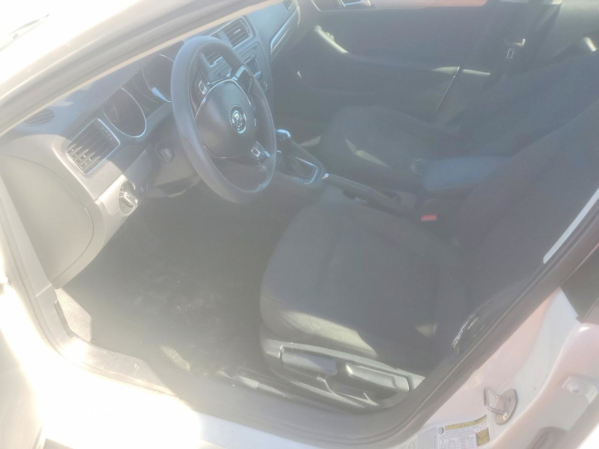 Volkswagen Jetta 2015