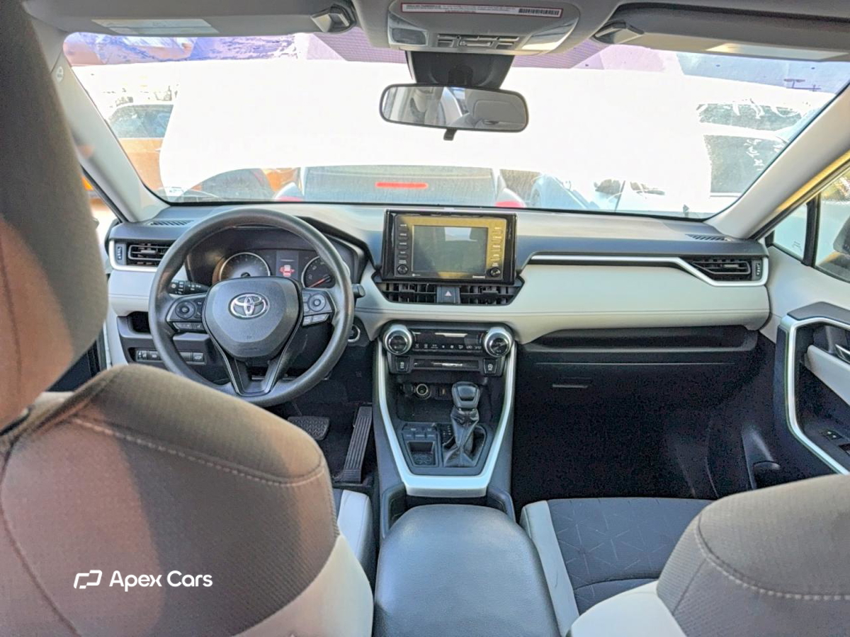 Toyota RAV 4 2021