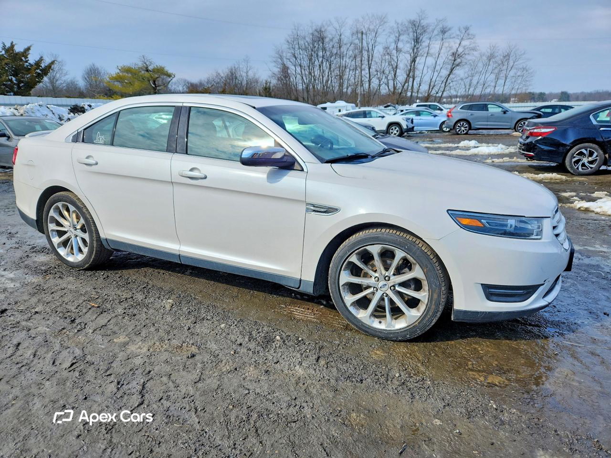 Ford Taurus 2016