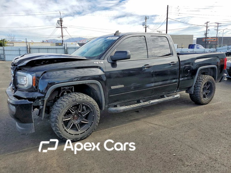 GMC Sierra 2018 - Image 1 of 13