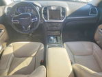 Chrysler 300 2017