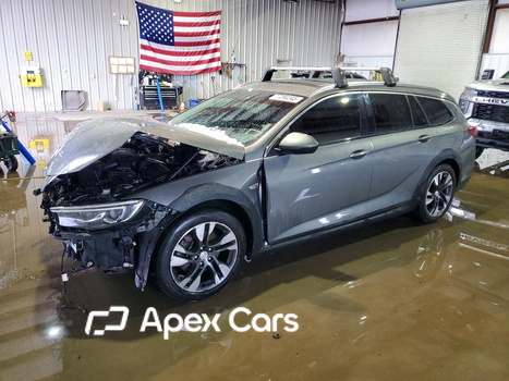 Buick Regal 2018 - Image 1 of 13