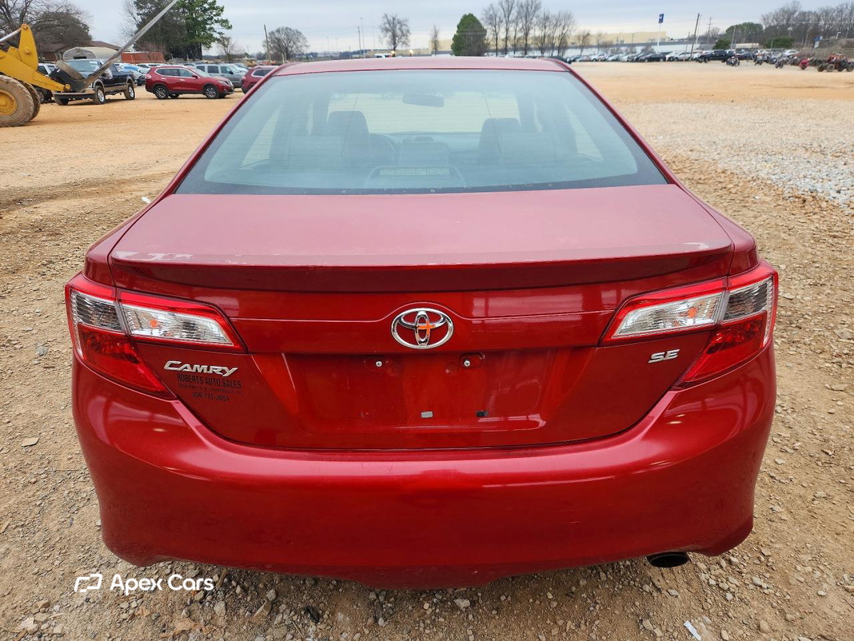 Toyota Camry 2012