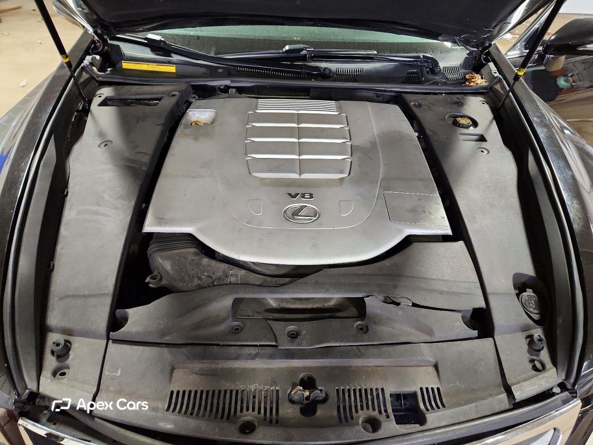 Lexus LS 2011