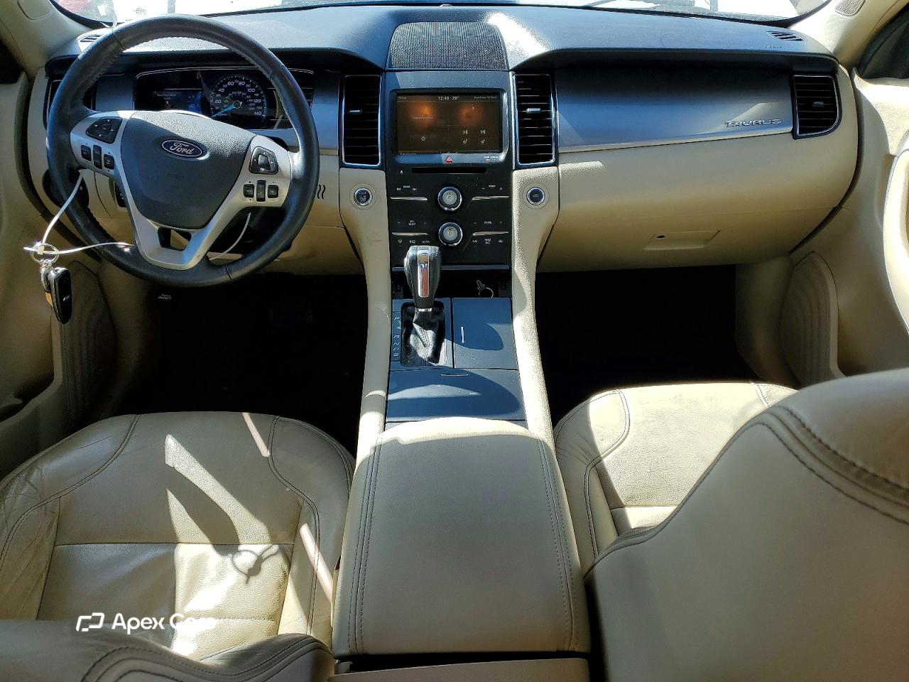 Ford Taurus 2015