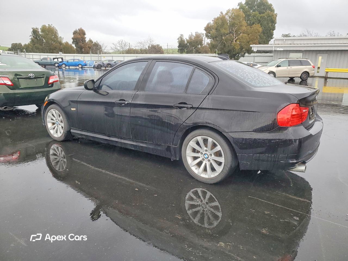 BMW Series 3 2011